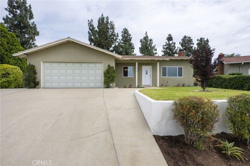 6710 London, Rancho Cucamonga, CA, 91701 | Card Image