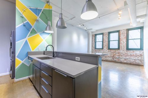 201-1024 Dodge Street, Omaha, NE, 68102 | Card Image