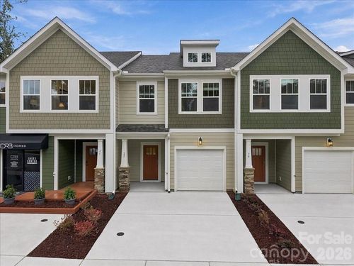 27 Oleetah Falls Way, Hendersonville, NC, 28792 | Card Image