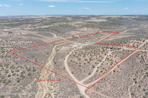 15 Road 3163, Aztec, NM, 87410-4879 | Card Image