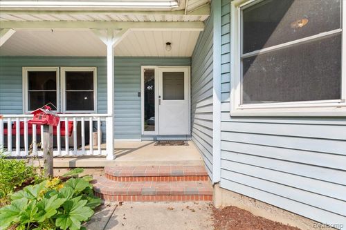 1669 Ridge Rd, Superior Twp, MI, 48198-9443 | Card Image