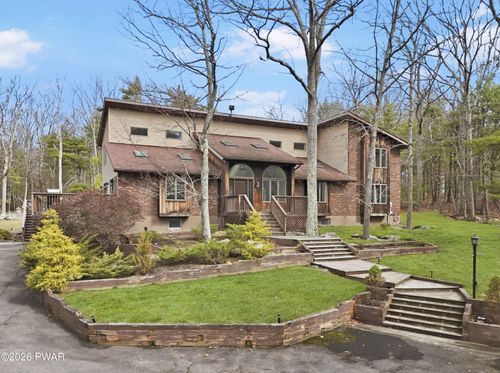 111 Westbrook Ct, Tafton, PA, 18464-7801 | Card Image