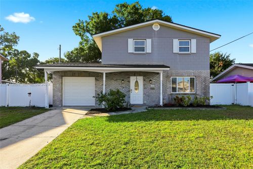 6504 Lenore Dr, Tampa, FL, 33634 | Card Image