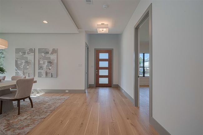 5200 Beech St, House other with 5 bedrooms, 7 bathrooms and 2 parking in Bellaire TX | Image 11