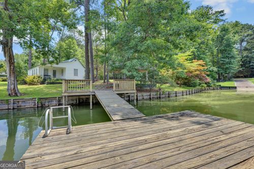 124 Ward Rd, Jackson, GA, 30233-4818 | Card Image