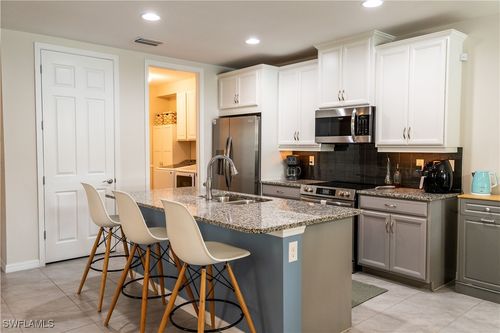 14888 Edgewater Cir, NAPLES, FL, 34114-8974 | Card Image
