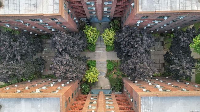 APT-1E - 34-40 79 Th St, Home with 3 bedrooms, 2 bathrooms and null parking in Jackson Heights NY | Image 16