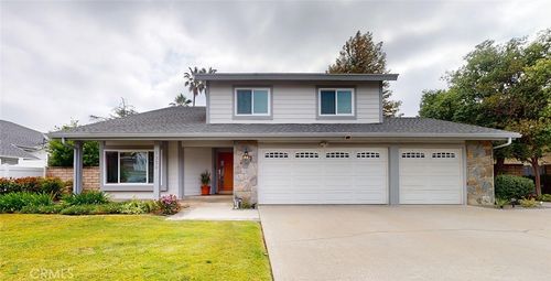 6230 Amigo Ave, Tarzana, CA, 91335-6852 | Card Image
