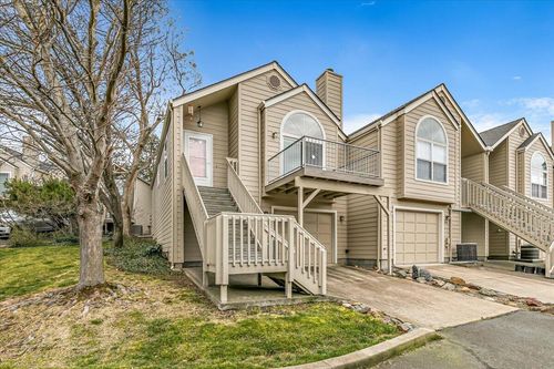 372 Glenn St, Ashland, OR, 97520-1773 | Card Image