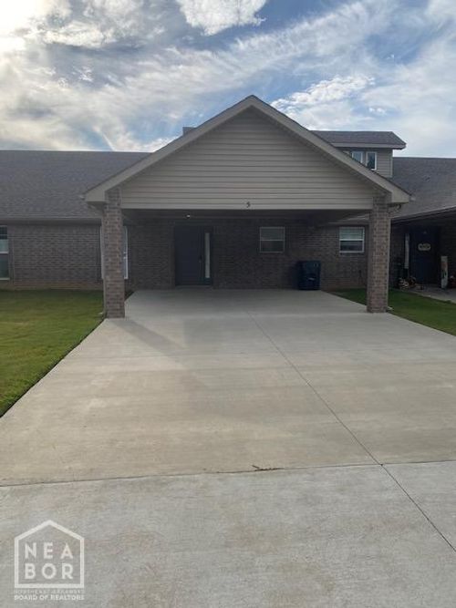 4710 Antosh Cir, Jonesboro, AR, 72404-5027 | Card Image