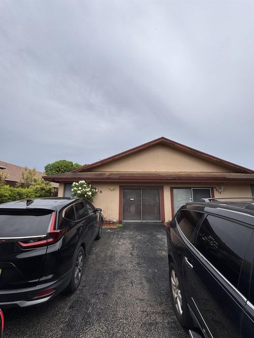 6515 Harbour Rd, North Lauderdale, FL, 33068-3841 | Card Image