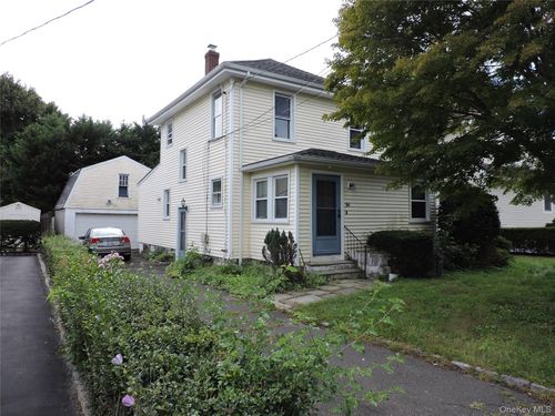 94 Locust Ave, Scarsdale, NY, 10583-6229 | Card Image