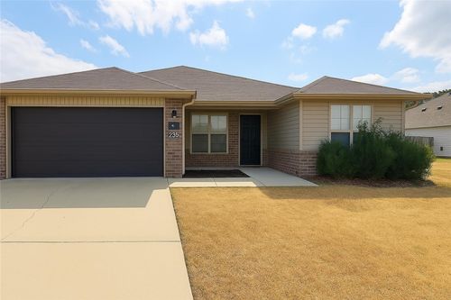 235 Glory Ln, Bethel Heights, AR, 72764-6774 | Card Image