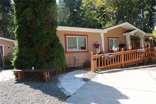 11 Landgrove Ln, Sequim, WA, 98382-8482 | Card Image
