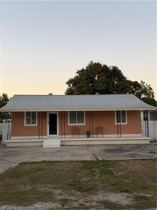 339 W Trinidad Ave, Clewiston, FL, 33440-3621 | Card Image