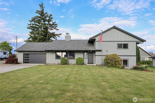 8808 Line Rd, Lynden, WA, 98264-9544 | Card Image