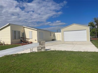 27981 Roanoke Circle, House other with 2 bedrooms, 2 bathrooms and null parking in Punta Gorda FL | Image 1