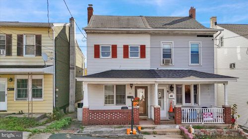 711 N 2nd St, MINERSVILLE, PA, 17954-1323 | Card Image