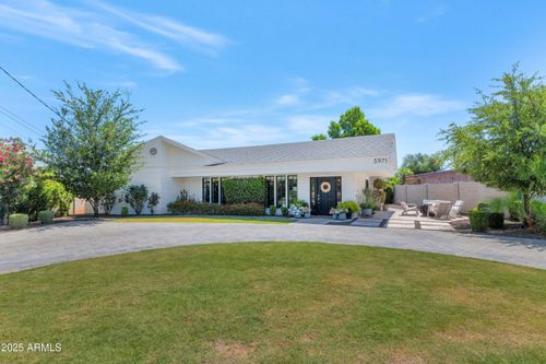 5971 E Orange Blossom Ln, Phoenix, AZ, 85018-6732 | Card Image