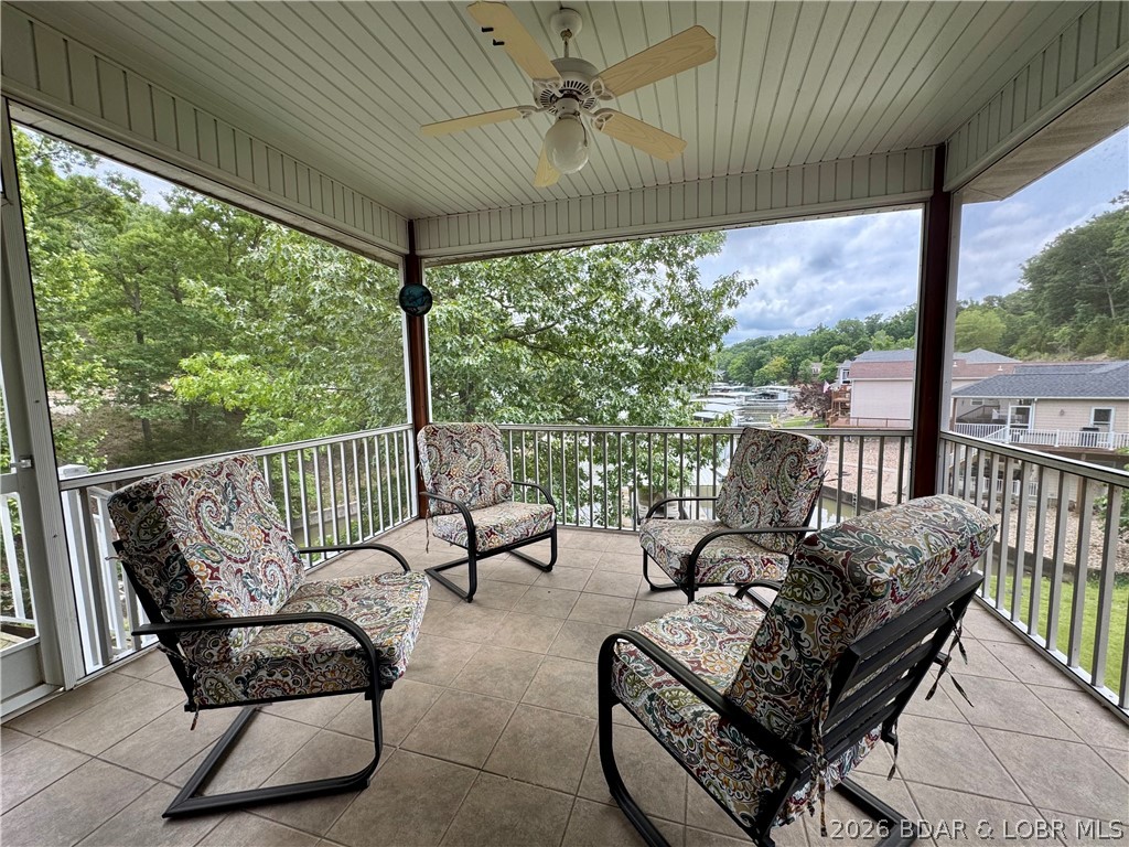 Residential in Sunrise Beach 5