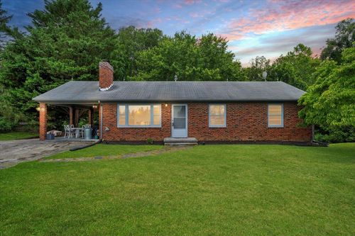 5909 Raintree Rd, Roanoke, VA, 24018-5274 | Card Image