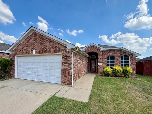 4037 Diamond Ridge Dr, Fort Worth, TX, 76244-8609 | Card Image