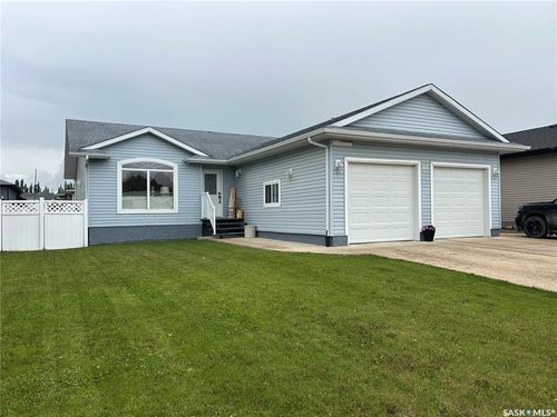 604 Forester Cres, Tisdale, SK, S0E1T0 | Card Image