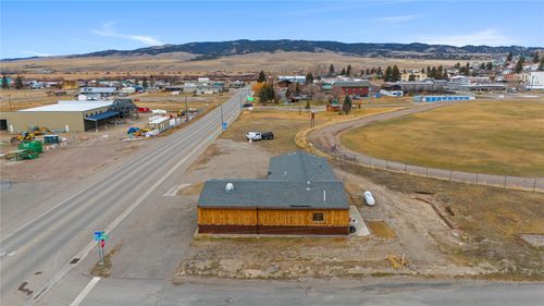 308 3rd Ave Sw, White Sulphur Springs, MT, 59645-9122 | Card Image