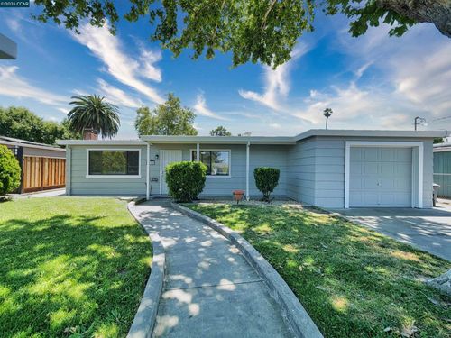 1156 Santa Barbara Dr, Santa Rosa, CA, 95404 | Card Image