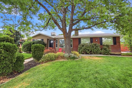 8889 Silverstone Way, Sandy, UT, 84093-1679 | Card Image