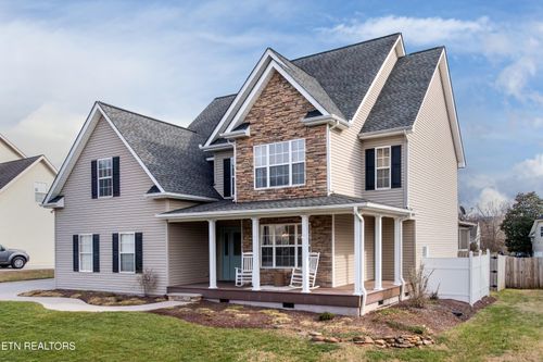 1100 Paxton Dr, Knoxville, TN, 37918-8013 | Card Image