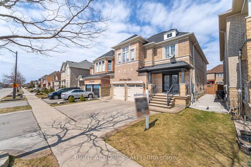 204 Lormel Gate, Woodbridge, ON, L4H0C9 | Card Image