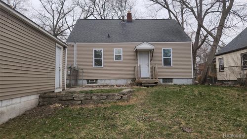 965 Voorheis St, Pontiac, MI, 48341-1873 | Card Image