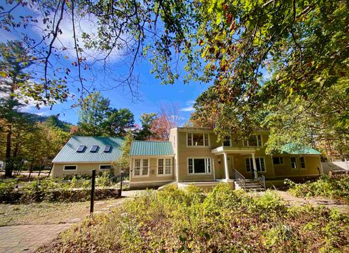 58 Crossbow Ln, North Conway, NH, 03860-5907 | Card Image