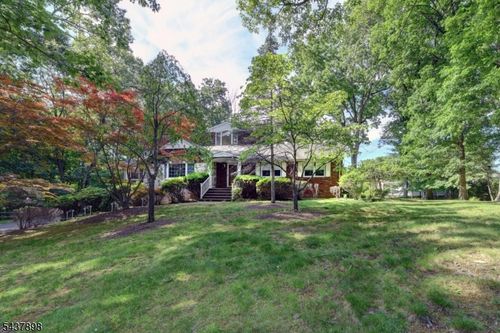 34 Knoll Rd, Wayne, NJ, 07470-6148 | Card Image