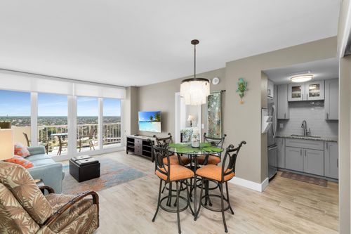 apt-1504n-140 Seaview Ct, MARCO ISLAND, FL, 34145-3372 | Card Image