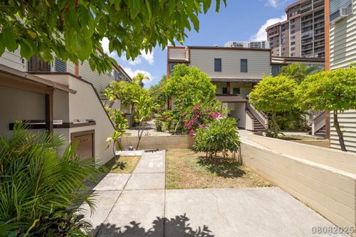 apt-220-98-360 Koauka Loop, Aiea, HI, 96701-4421 | Card Image