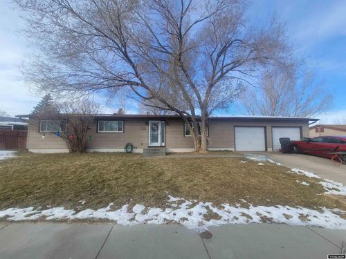 1915 Arkansas Drive, Green River, WY, 82935 | Card Image