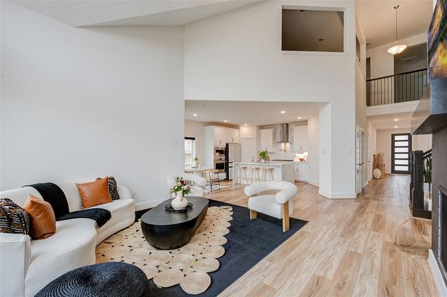 Great Room | Image 16