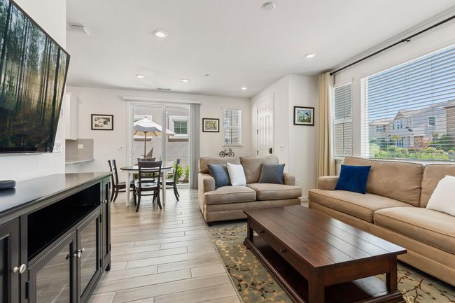 1570 Parkside Way, House other with 3 bedrooms, 3 bathrooms and null parking in Roseville CA | Image 12