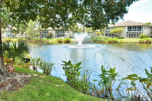 203-10 Lake Vista Trl, Port St Lucie, FL, 34952-6396 | Card Image