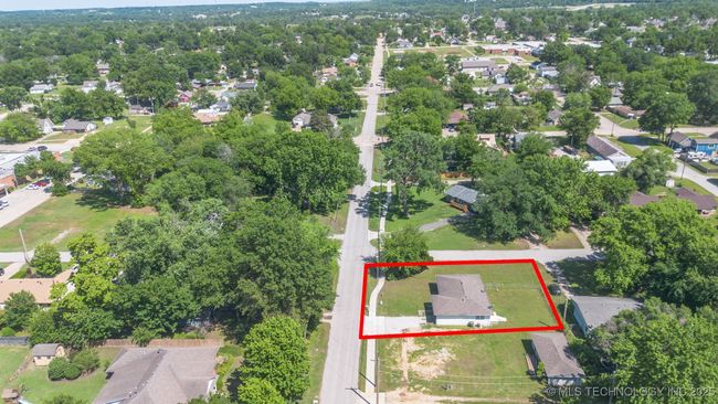201 W 9 Th St, House other with 2 bedrooms, 1 bathrooms and null parking in Claremore OK | Image 22
