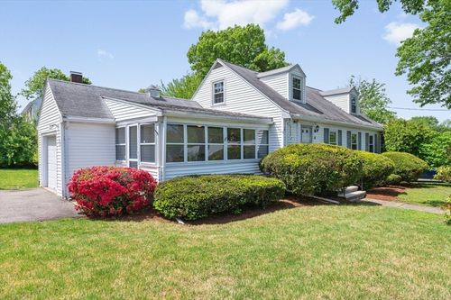 6 Truman Rd, Newton, MA, 02459-2641 | Card Image