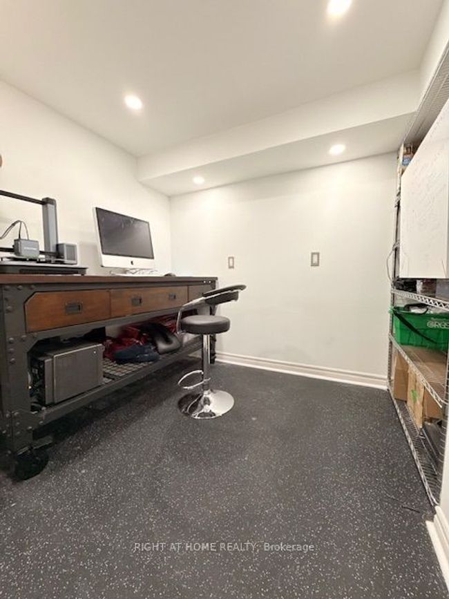 110 Dells Cres, House other with 4 bedrooms, 3 bathrooms and 2 parking in Brampton ON | Image 15