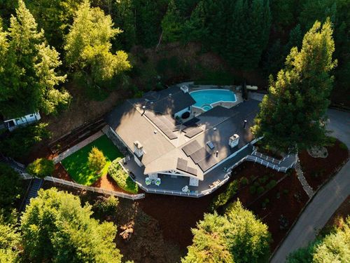 322 Canham Rd, Scotts Valley, CA, 95066-2701 | Card Image