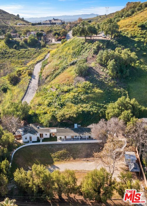 10315 Wheatland Ave, Shadow Hills, CA, 91040-1247 | Card Image