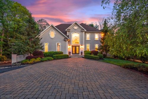 2 Manor Dr, Sparta, NJ, 07871-2865 | Card Image