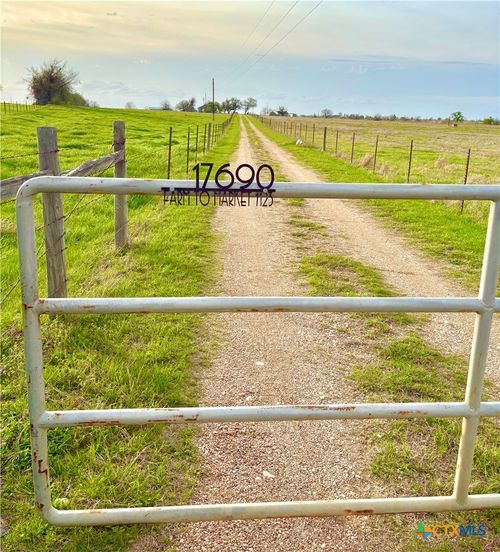 17690 Fm 1123, Holland, TX, 76534-4401 | Card Image