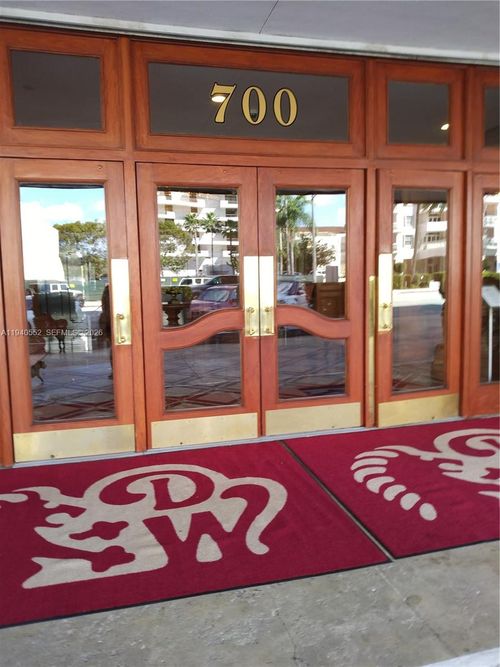 apt-216-700 Biltmore Way, Coral Gables, FL, 33134-7540 | Card Image