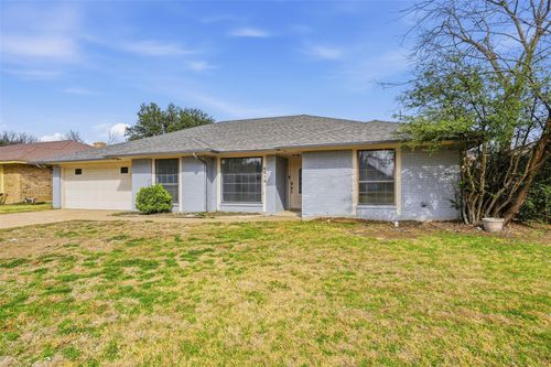 4612 Applewood Rd, Fort Worth, TX, 76133-7438 | Card Image